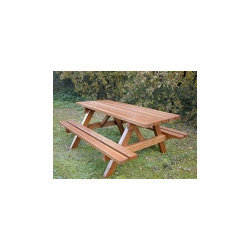 Table Jura en bois teinté acajou doré