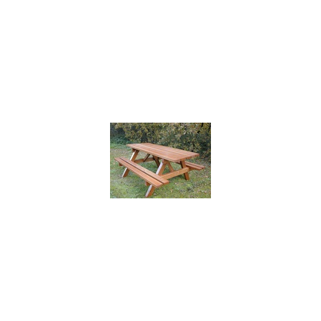 Table Jura en bois teinté acajou doré