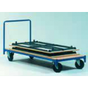 Chariot de transport de tables pliantes